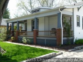 105 Brady Ln, Urbana, IL 61802