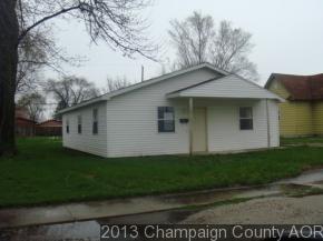 111 W 4th St, Tilton, IL 61833