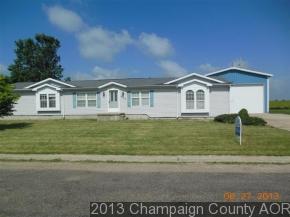 903 N Schluter St, Thomasboro, IL 61878