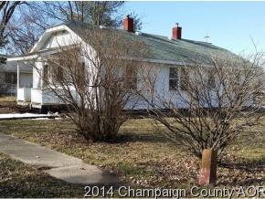 612 E Illinois St, Arthur, IL 61911