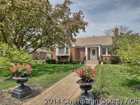 904 W White St, Champaign, IL 61821