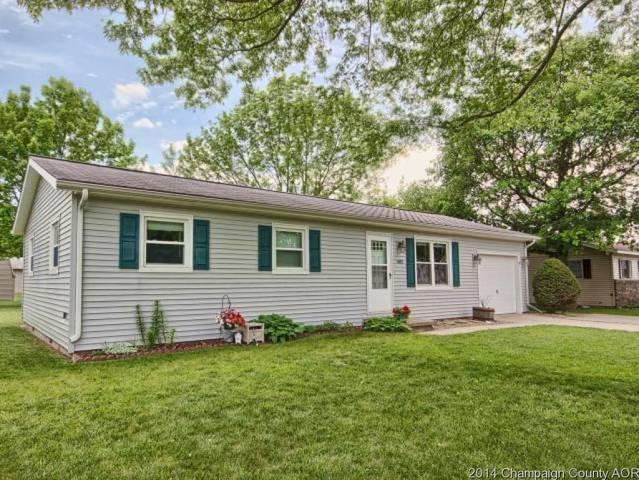 403 Park Cir, St. Joseph, IL 61873