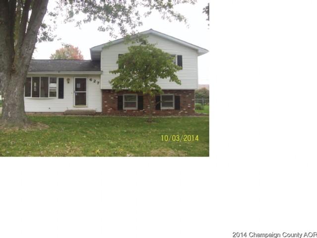 627 Cypress Dr, Chatham, IL 62629