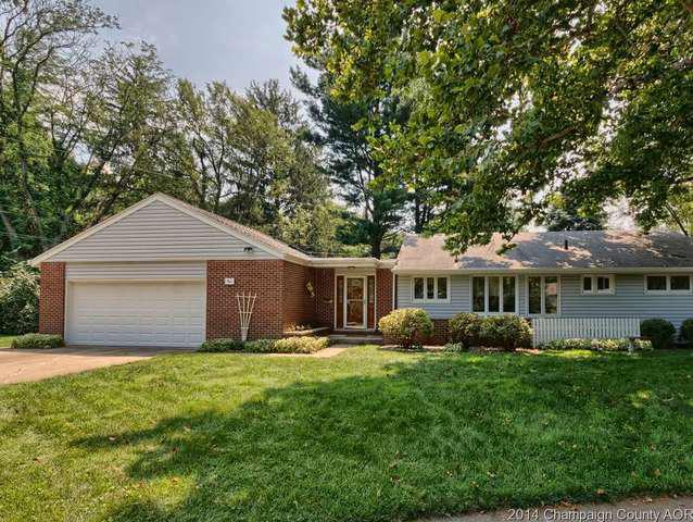 4 Illini Cir, Urbana, IL 61801