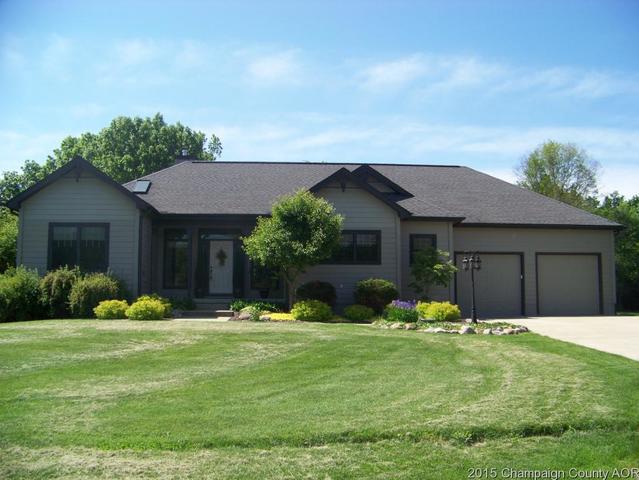8775 Hickory Hills Dr, Argenta, IL 62501