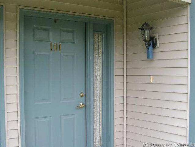 2406 Windward Blvd #101, Champaign, IL 61821
