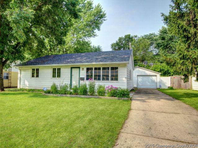 1411 Honeysuckle Ln, Champaign, IL 61821
