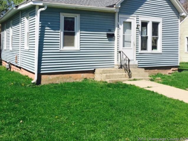 701 1/2 N 5th St, Champaign, IL 61820