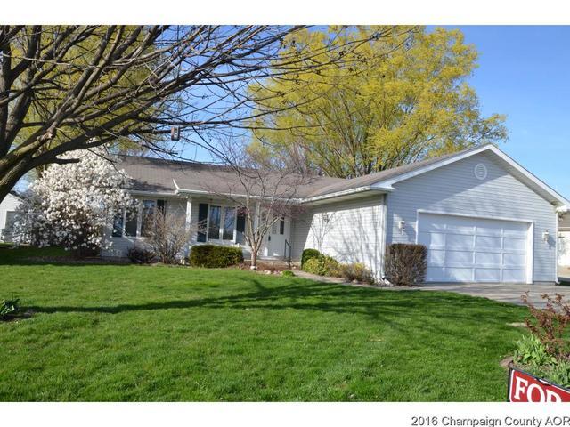 217 E Chaise Lane, Arthur, IL 61911