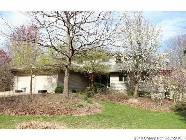 1112 Beaver Creek Ln., Mahomet, IL 61853