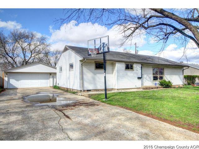 210 Edgebrook Dr, Champaign, IL 61820