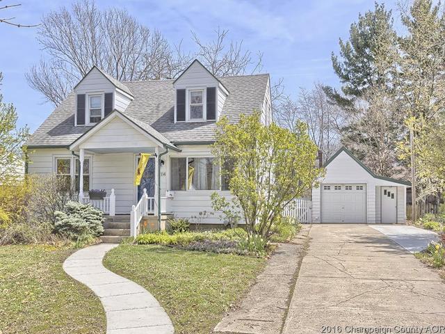 314 Elmwood Dr, Champaign, IL 61821