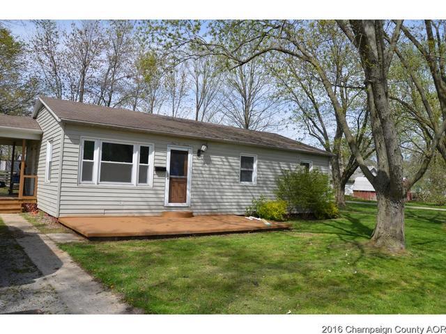107 E 2nd St South, Arcola, IL 61910