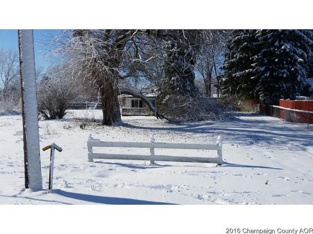 1111 Edward St, Henry, IL 61537