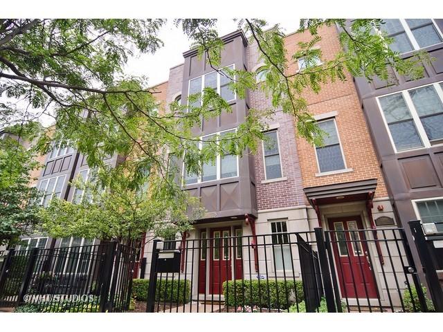 3007 W Cornelia Ave., Chicago, IL 60618