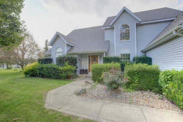 103 W Riverbend Blvd., Mahomet, IL 61853