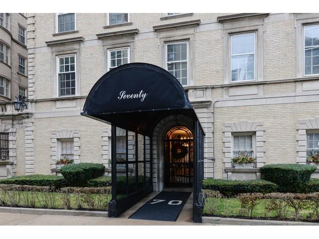 70 E Scott St. #207, Chicago, IL 60610