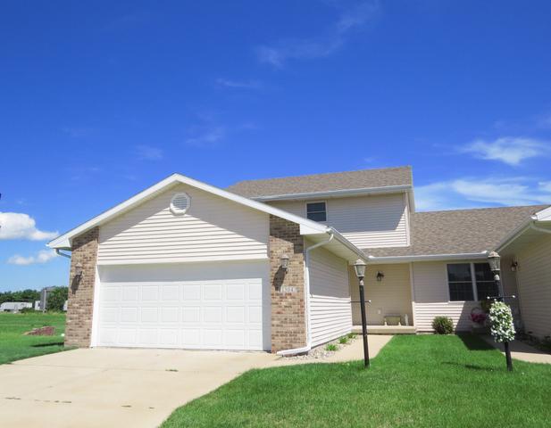 1304 Cobblestone Way, Champaign, IL 61822