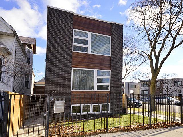 3001 N Christiana Ave., Chicago, IL 60618