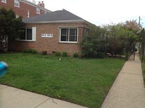 729-731 Dobson St., Evanston, IL 60202