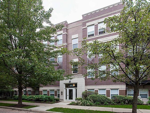 1225 N Orleans St. #602, Chicago, IL 60610