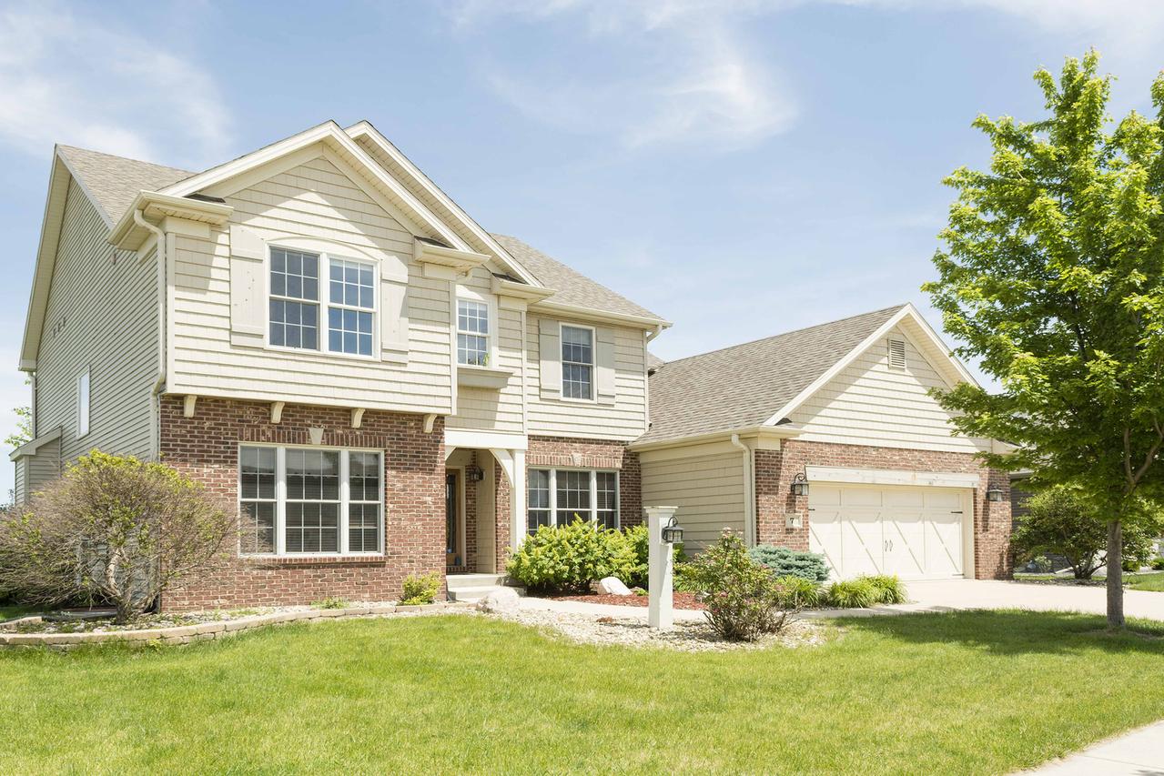 7 Cedar Grove Ct., Savoy, IL 61874