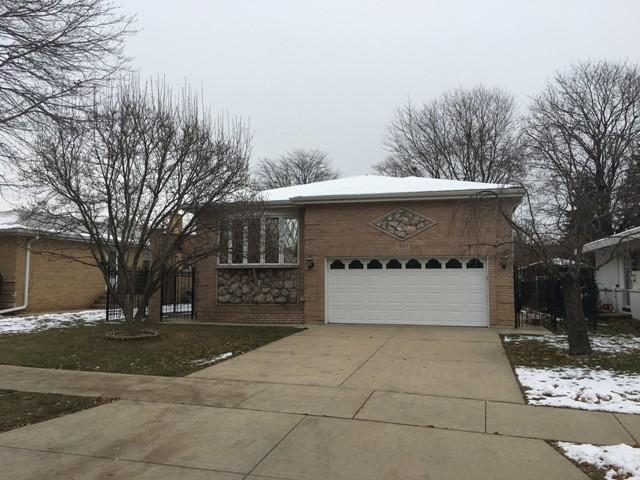 1841 Ash St., Des Plaines, IL 60018