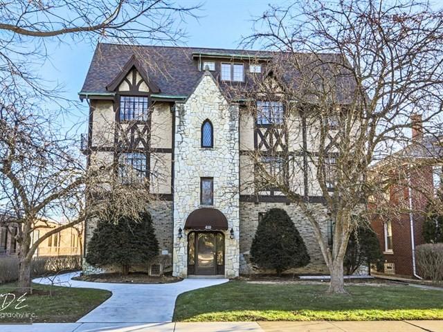 410 N Raynor Ave. #2W, Joliet, IL 60435