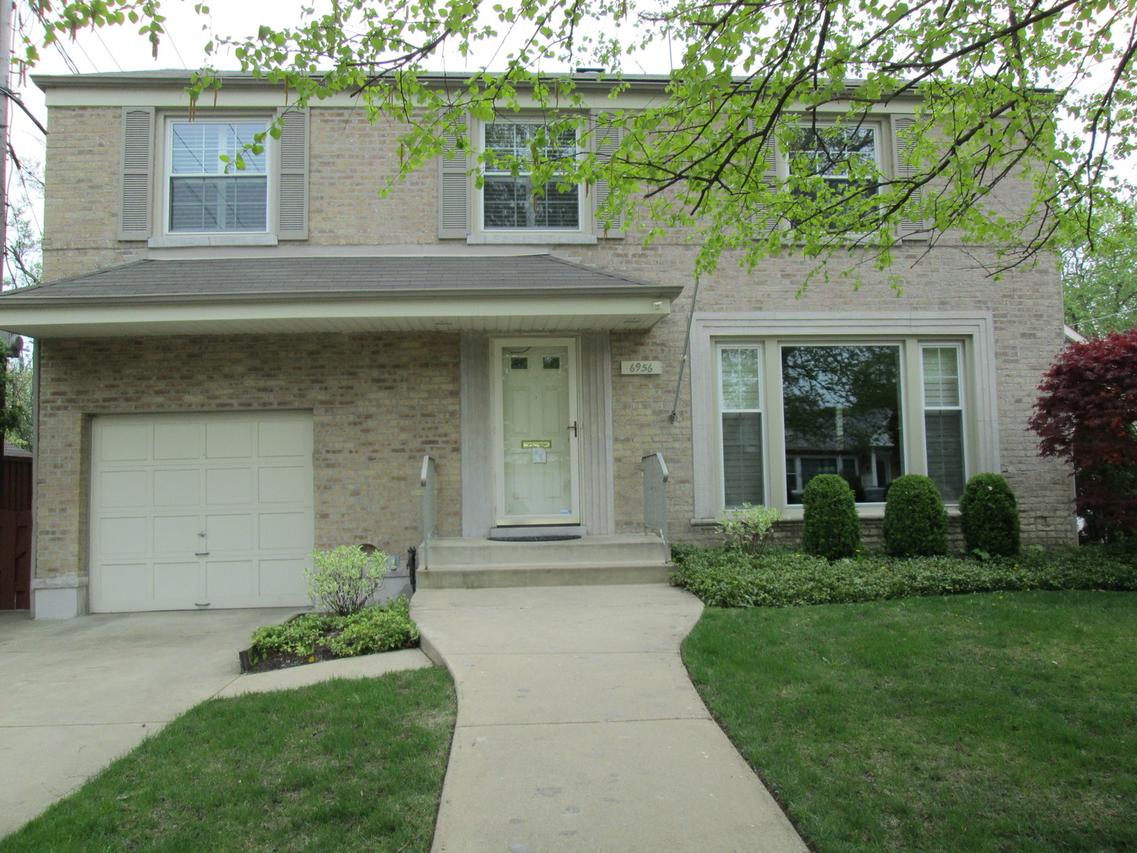6956 N Medford Ave., Chicago, IL 60646