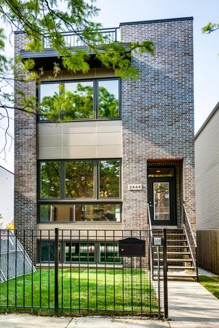 2558 W Cortland St., Chicago, IL 60647