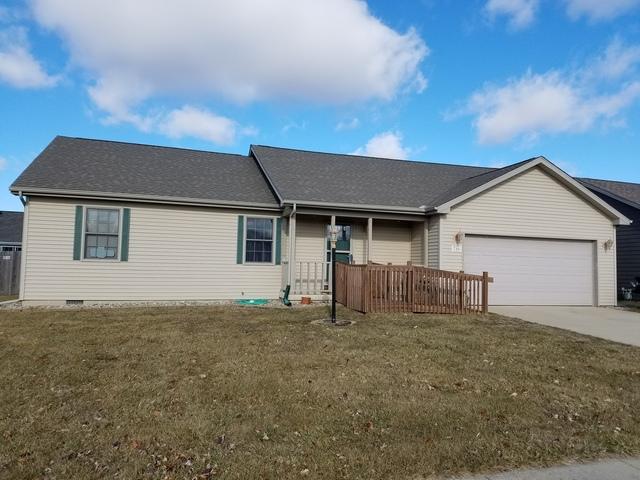 706 Bluestem Dr., St. Joseph, IL 61873