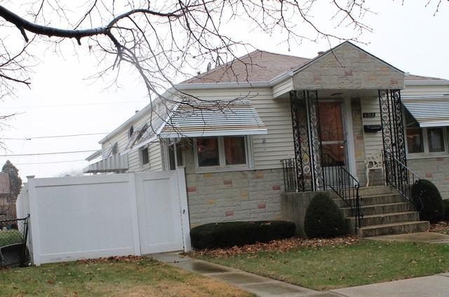 6112 S Nagle Ave., Chicago, IL 60638
