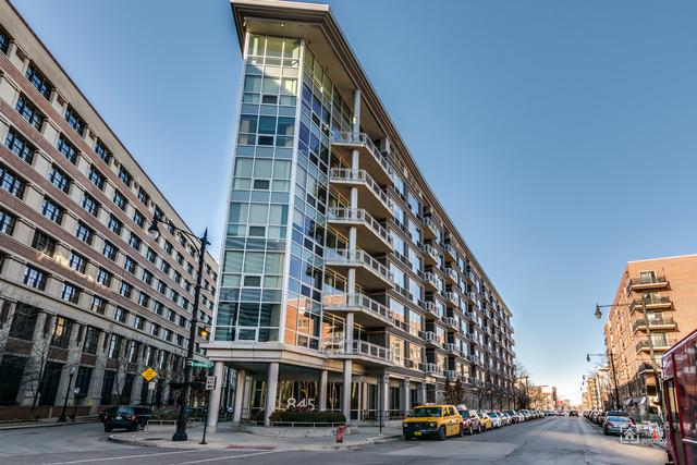 845 N Kingsbury St. #513, Chicago, IL 60610