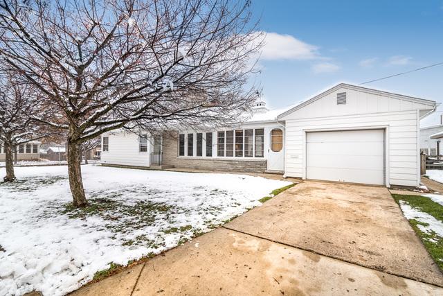 205 Fellows St., St. Charles, IL 60174