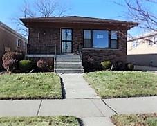 448 Saginaw Ave., Calumet City, IL 60409