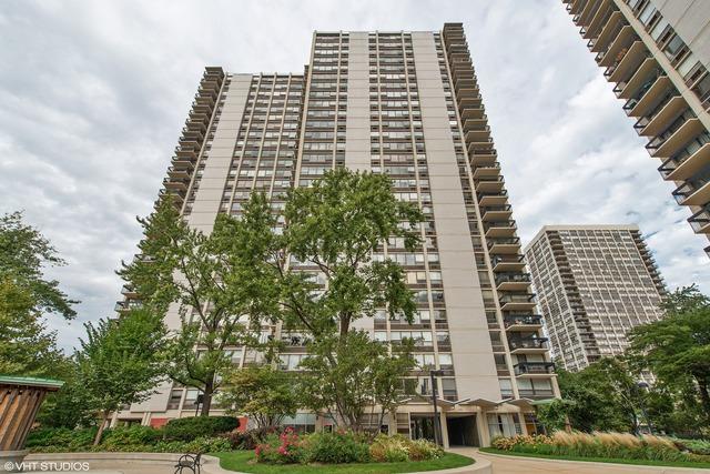 1360 N Sandburg Ter. #1108, Chicago, IL 60610
