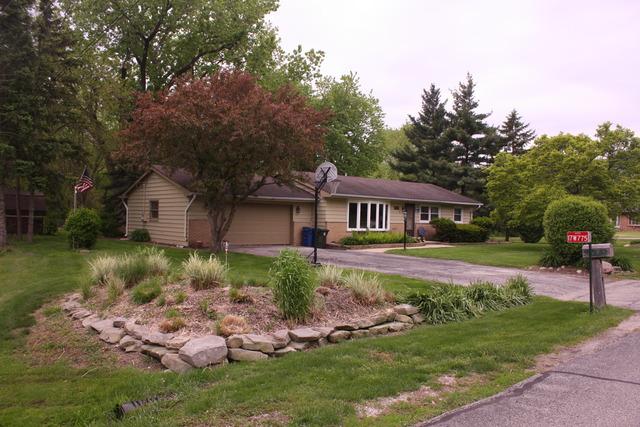 17W775 Stone Ave., Addison, IL 60101