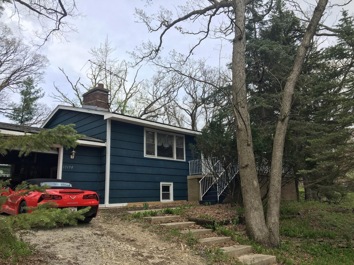 17190 Bluff Rd., Lemont, IL 60439