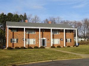 216 Longview Dr., Geneva, IL 60134