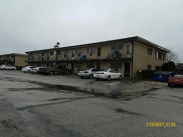 17 King Arthur Ct. #1, Northlake, IL 60164