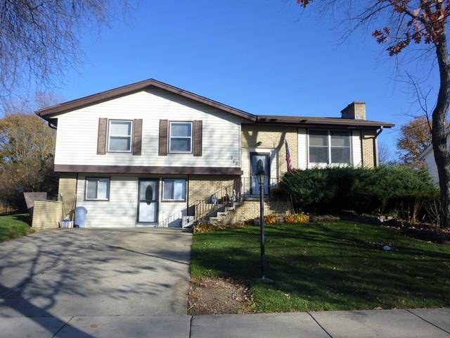 519 S Walnut Ln., Schaumburg, IL 60193
