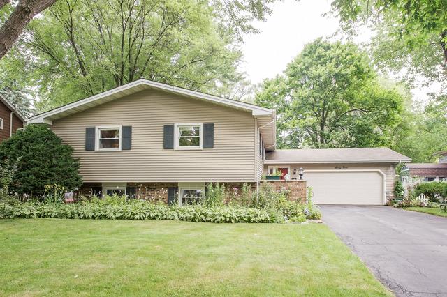 69 Bluebird Ln., Naperville, IL 60565