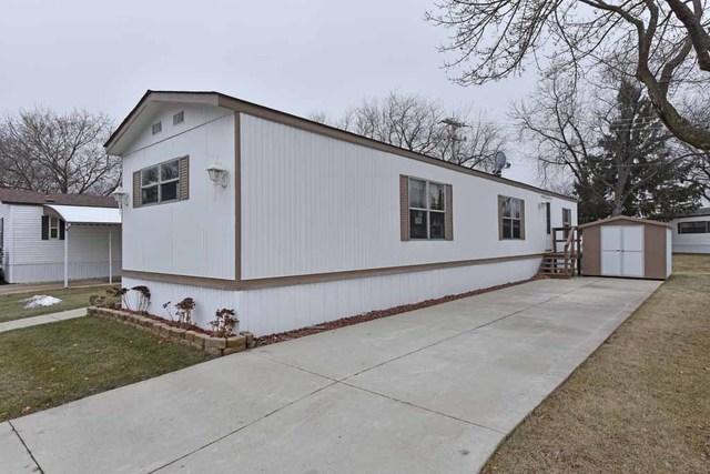 3210 Palmieri Cir., Park City, IL 60085