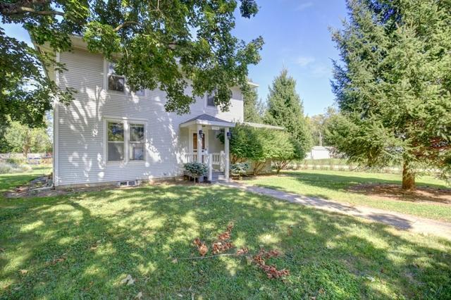 1518 W Washington St., Champaign, IL 61821