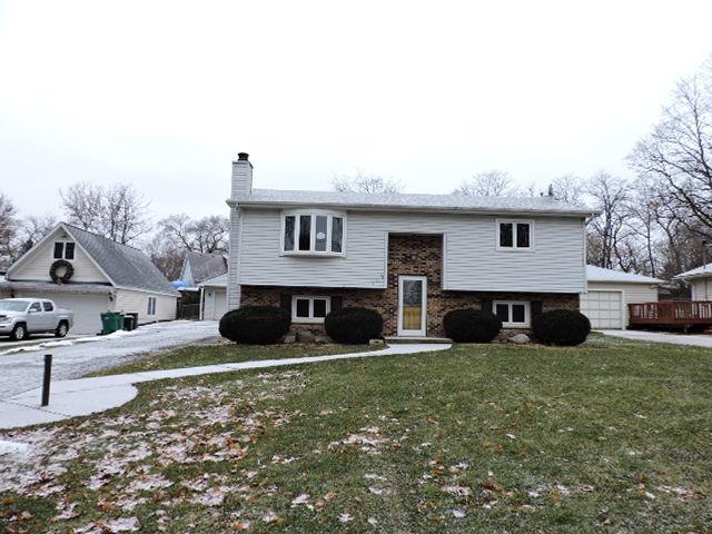206 Liberty Ave., Fox River Grove, IL 60021