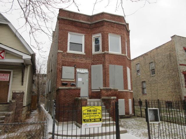 6321 S Champlain Ave., Chicago, IL 60637