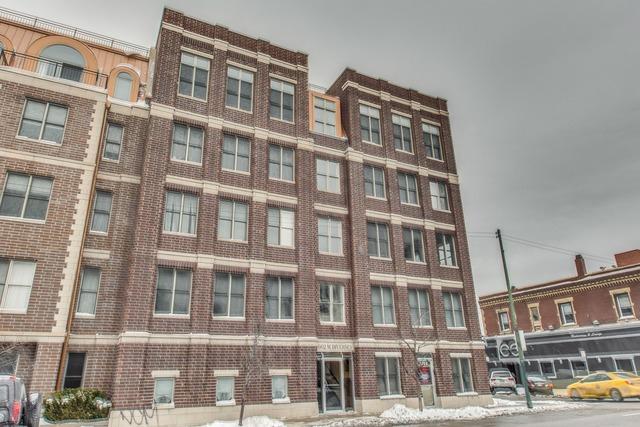2602 W Diversey Ave. #301, Chicago, IL 60647