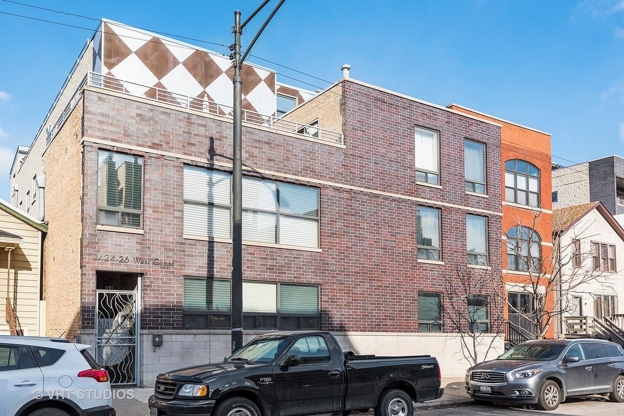1424 W Grand Ave. #3, Chicago, IL 60622