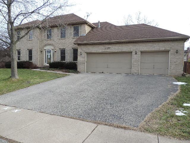 2260 River Woods Dr., Naperville, IL 60565