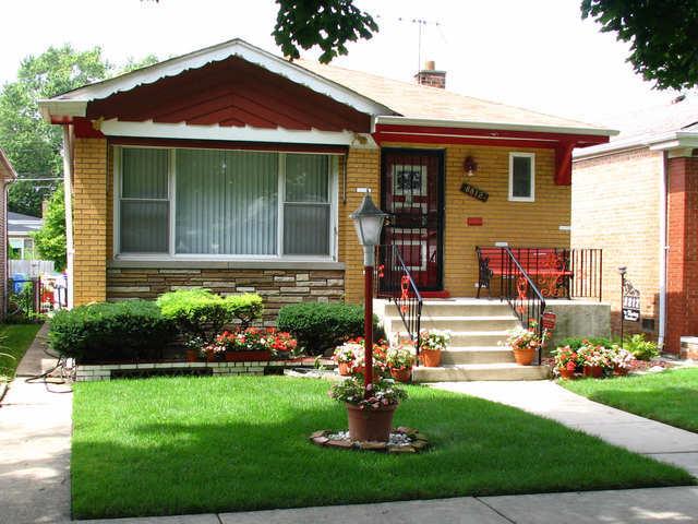 8812 S Euclid Ave., Chicago, IL 60617